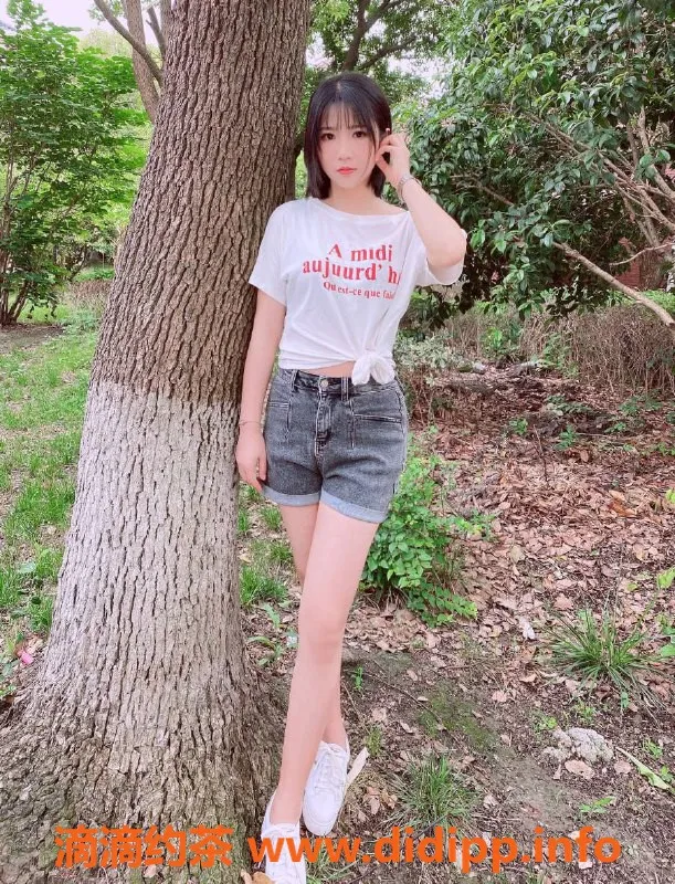 上海楼凤-闵行程程，170身高，700元体验！