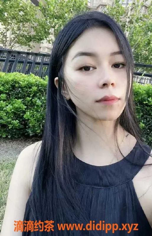 广州楼凤-海珠甜美琪琪，155cm娇小身材，25岁只需500元