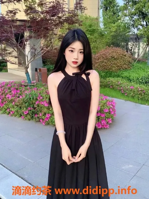 北京楼凤-朝阳贝贝，165cm，46kg，千元档夜游体验