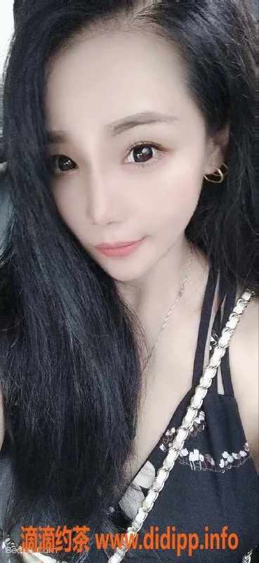 深圳楼凤-罗湖若一，700p莞式服务，深喉漫游