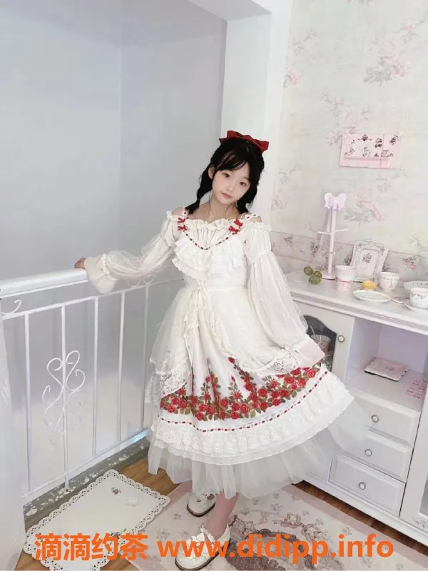 东莞楼凤资源信息,东莞菲菲，颜值身材完美，推荐指数9