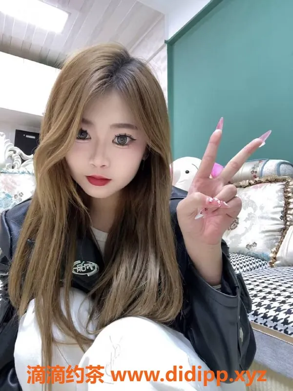 成都楼凤-青羊区柳雪，嫩妹车，课时费6p