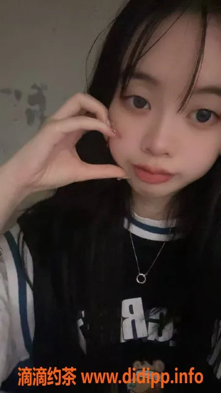 深圳楼凤-福田茵茵：千元档嫩妹，舌吻超给力！