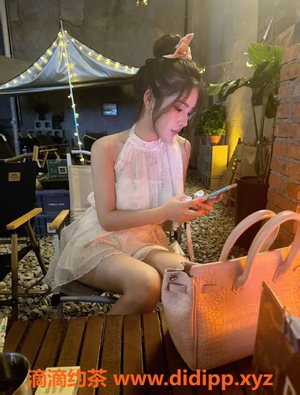 深圳楼凤资源信息,深圳南山嘉琪，热情服务1000p起