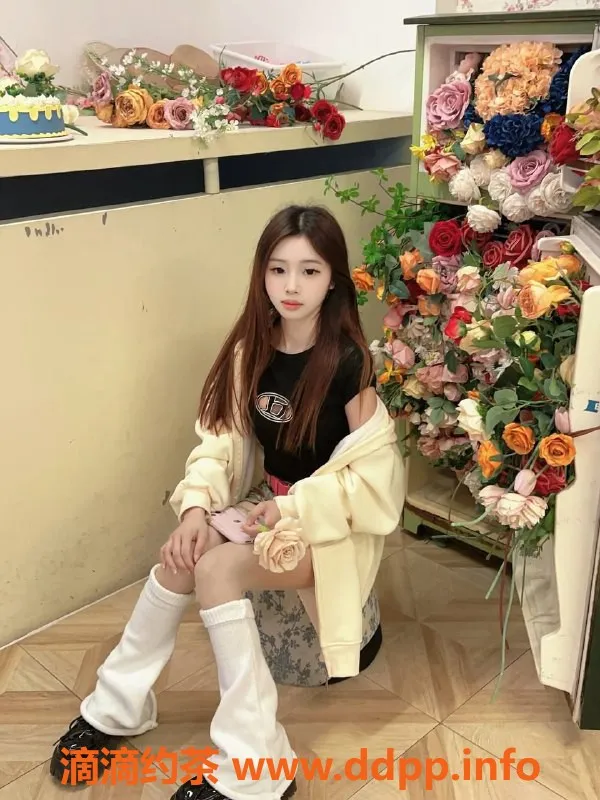 深圳楼凤-西丽心心可约，休息中，快来体验！