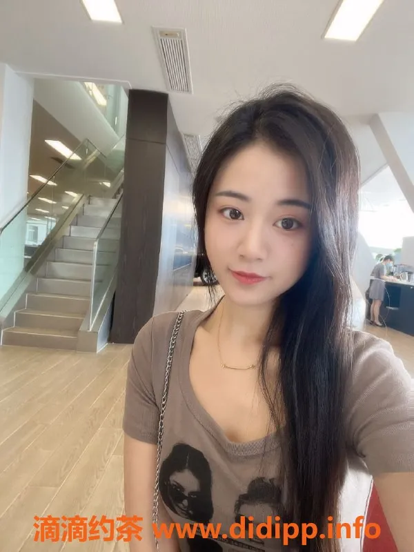 深圳楼凤-龙岗区萌萌，品质保障，视频认证✅