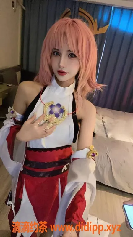 重庆楼凤-重庆海豚，21岁160cm，身材诱人，价位亲民