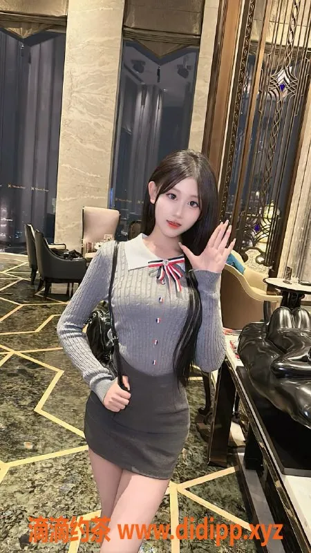 成都楼凤-成华区君君，嫩妹车，课时费7p