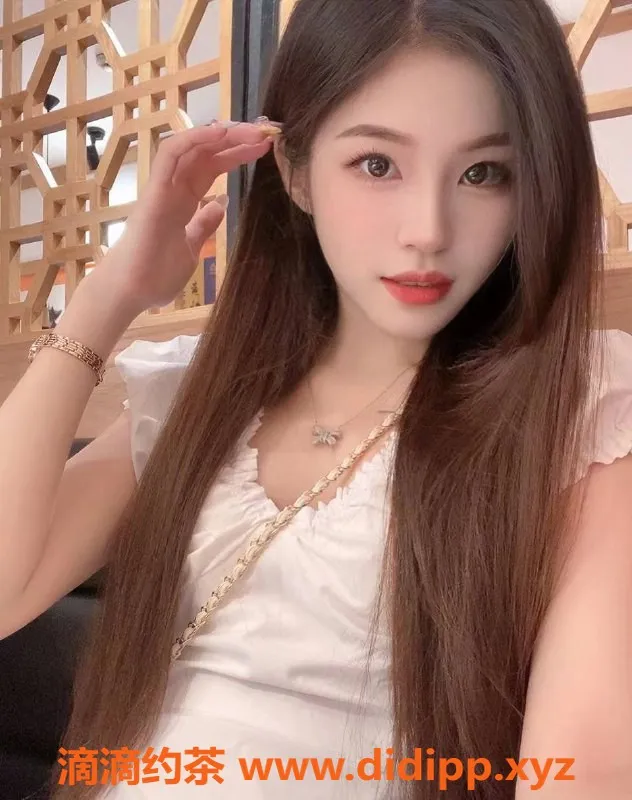 上海楼凤-普陀柒柒，性感身材169CM，价格1100/1600