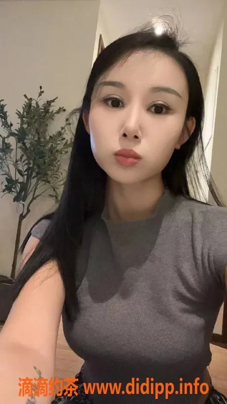 深圳楼凤-龙岗区美美，视频认证优质服务等你来体验