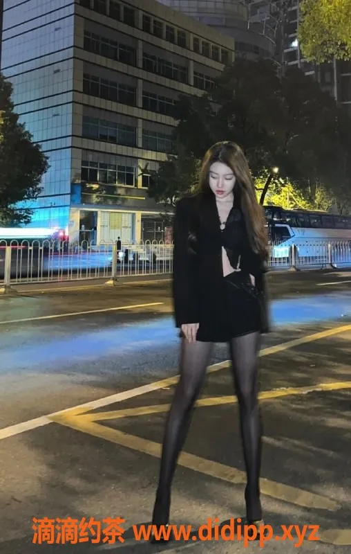 深圳楼凤-深圳福田Yoyo，168cm D罩杯，2300元起