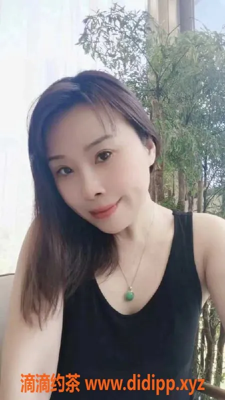 广州楼凤资源信息,广州白云舌吻少妇悠悠，160cm 34C，价格实惠