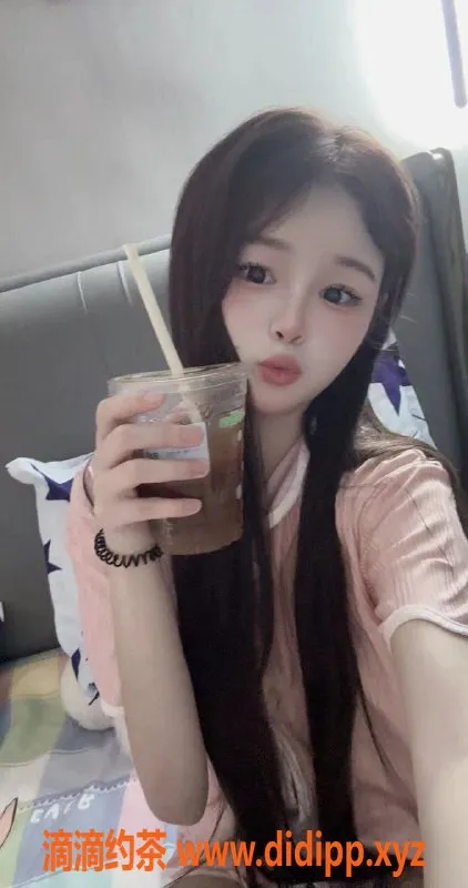 北京楼凤-小宝 162cm 45kg 朝阳嫩妹 轻松千元档