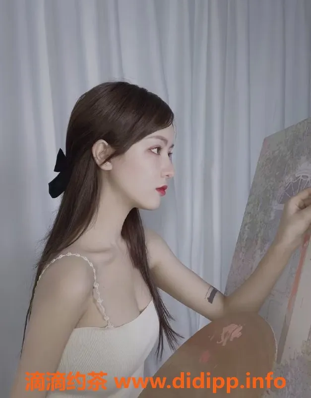 杭州楼凤-上城区四月，162高、43kg的嫩妹，一对一服务