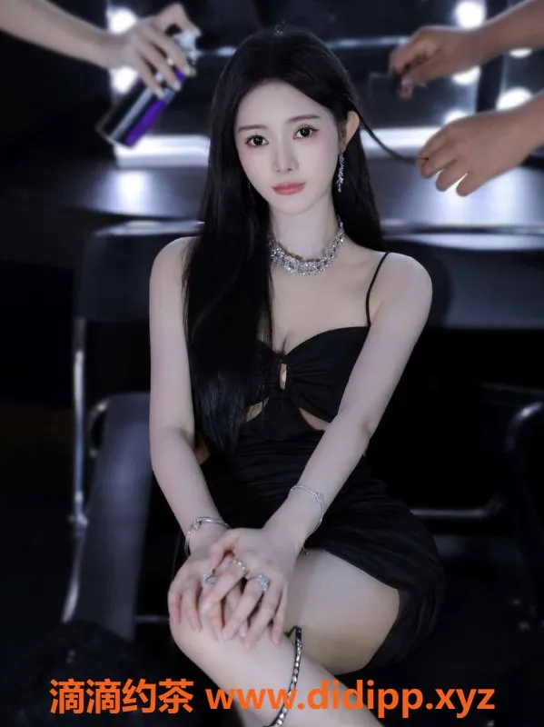 上海楼凤-徐汇初澄，173cm高挑身材，1300元起服务