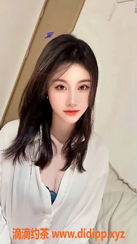 深圳楼凤-深圳南山晴儿，1200元服务，拥抱大胸魅力！