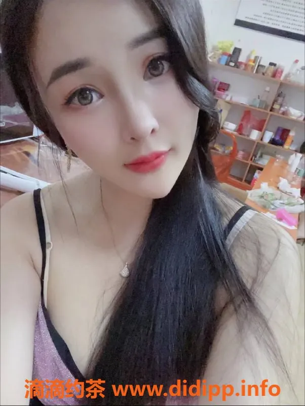 深圳楼凤-龙岗艺馨，800元私密服务，超赞体验！