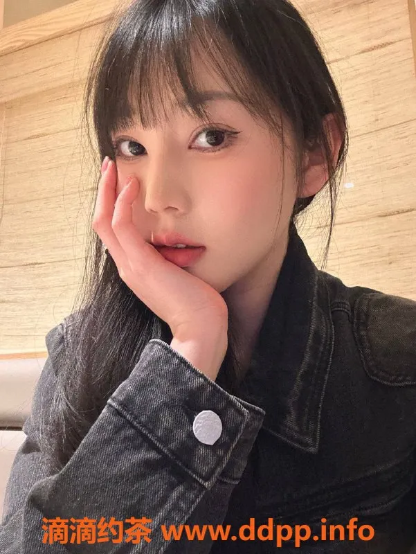 上海楼凤-静安嫩妹元英，20岁大胸长腿诱惑