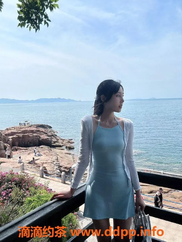 上海楼凤资源信息,静安嫩妹元英，20岁大胸长腿诱惑