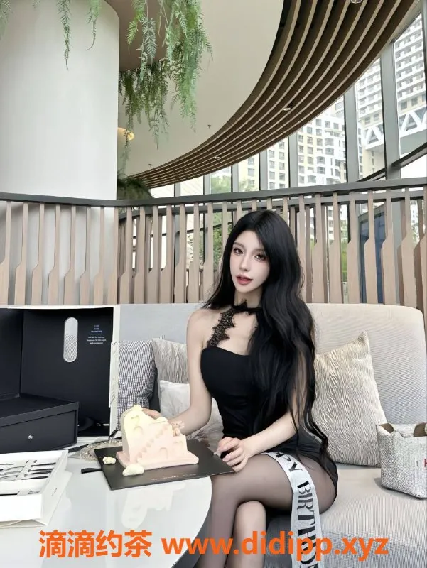 深圳楼凤资源信息,南山李冰冰，2200元，热情服务等你来体验！