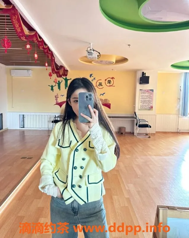 杭州楼凤-西湖区小小，1300元私密服务等你来体验