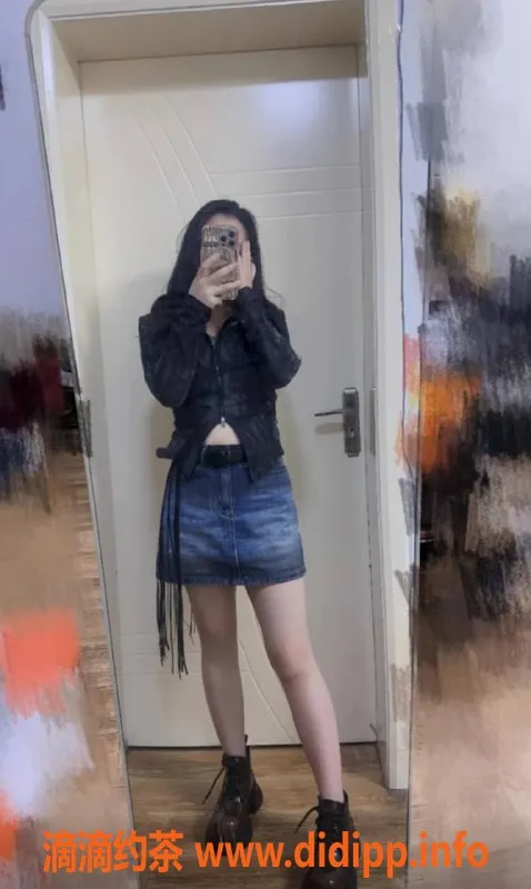 成都楼凤-成华区小兮，御姐车5p 8pp，体验不容错过