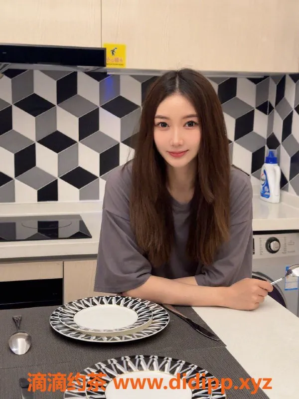 深圳楼凤资源信息,深圳南山24岁芒果，162高44轻，1500起！