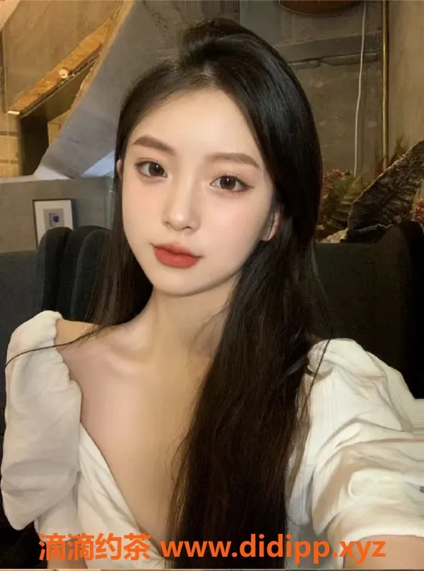 东莞楼凤资源信息,东莞杏子，肤白貌美服务优，值得一试！