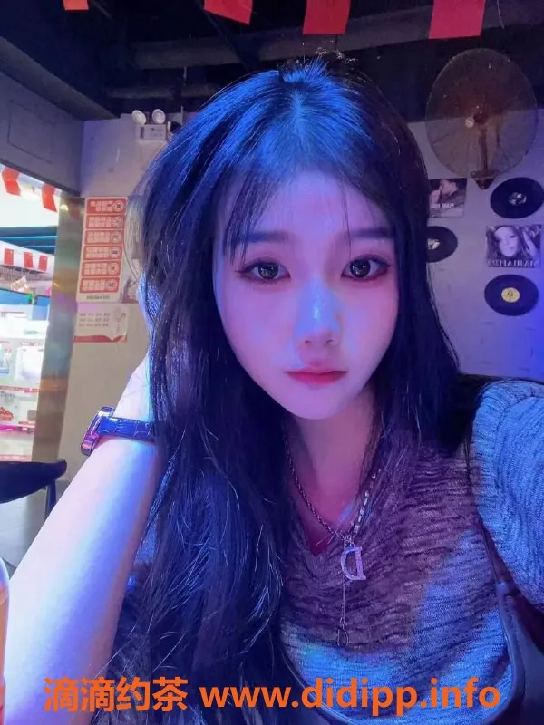 厦门楼凤-集美区菲菲，迷人小姐姐等你来撩！