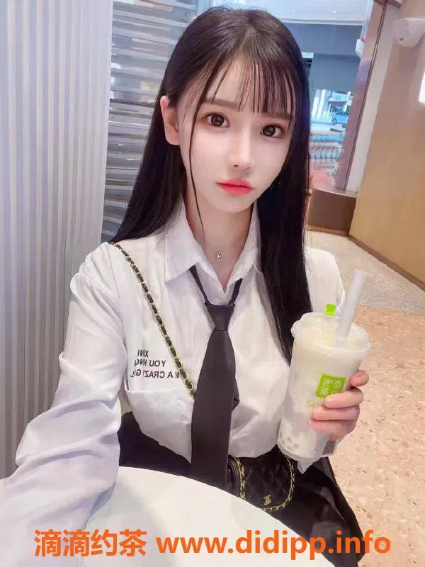 上海楼凤-浦东可心，165身高，D罩杯，超值1300P起！