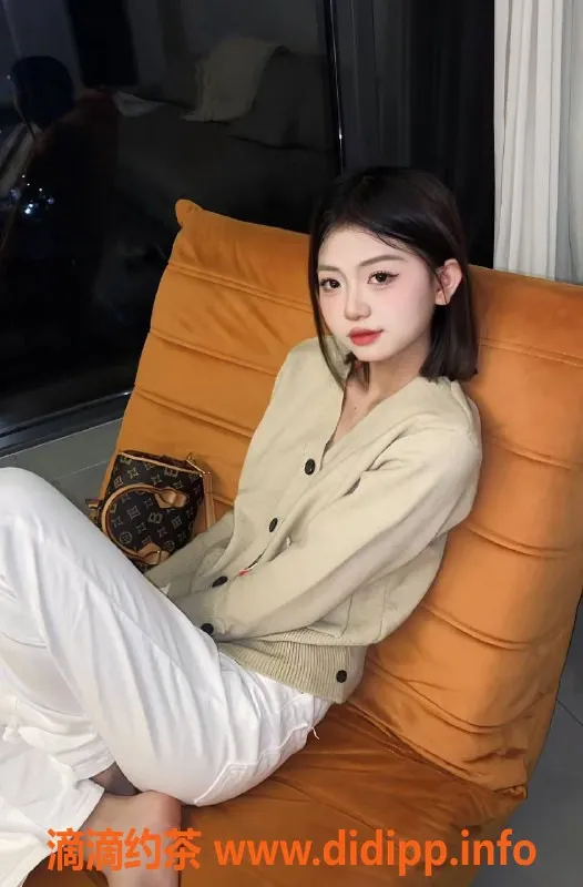 深圳楼凤-龙华琳琳，165cm，47kg，超值服务1000P起