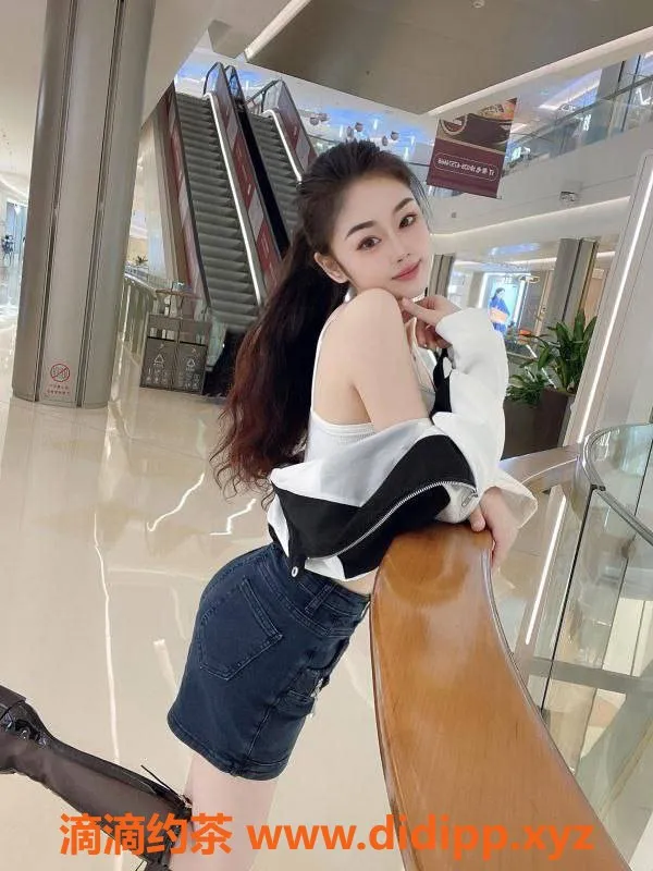 成都楼凤-高新区美娜，课时费6p，御姐车来袭