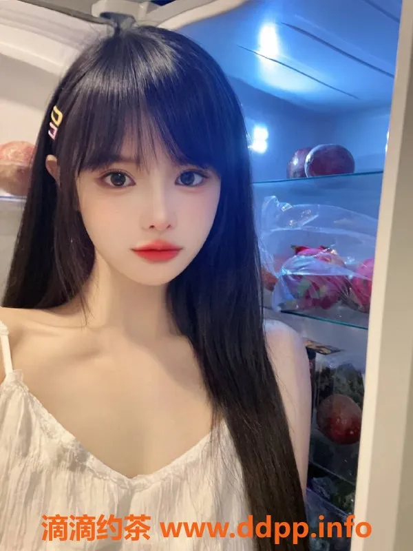 上海楼凤-静安小糯米福利拍卖，仅需1600P体验