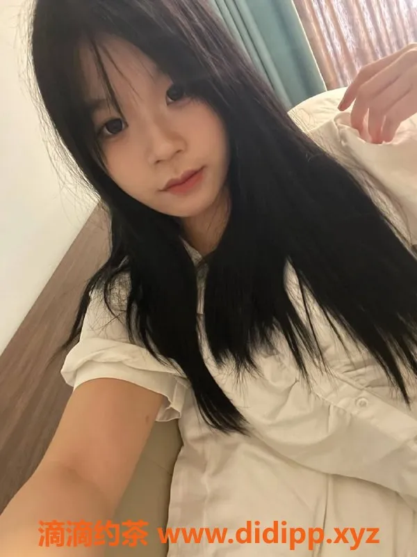 深圳楼凤-龙华嫩妹萱萱，撩人课费仅P800