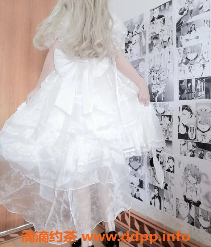 厦门spa会所-西西，18岁大学生，165cm超白皮，热情服务