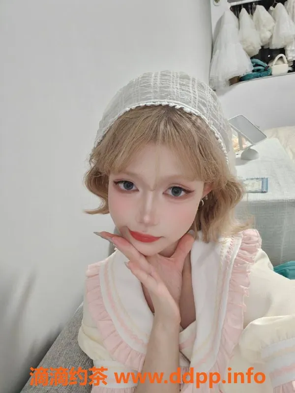 厦门spa会所-西西，18岁大学生，165cm超白皮，热情服务