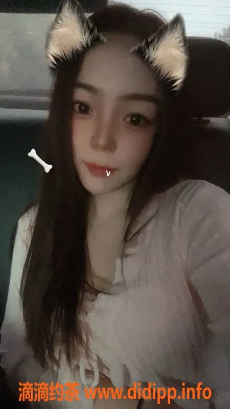 上海楼凤-闵行小月，165cm C罩杯，陪玩服务