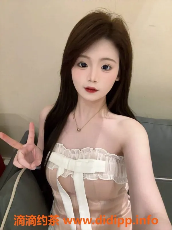 深圳楼凤-福田乔娜，五百嫩妹，大胸六九体验只需P800