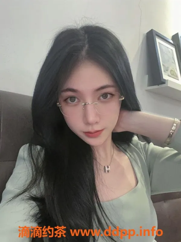 东莞楼凤资源信息,东莞钟欣然，165cm，90斤，高颜值优质服务