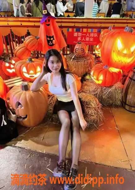 广州楼凤-天河温柔元宝，26岁，胸围36D，服务超棒