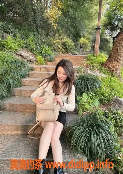 广州楼凤-天河温柔元宝，26岁，胸围36D，服务超棒