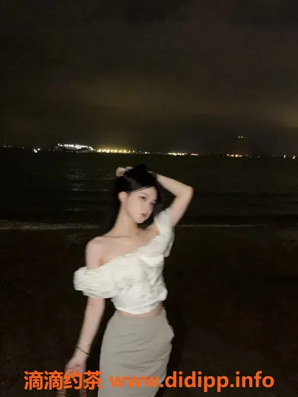 上海楼凤-普陀米娜，03年嫩妹，168cm，36C，外送服务