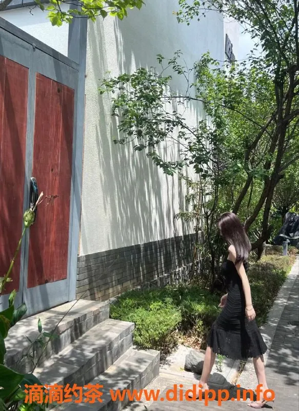 深圳楼凤-深圳龙岗小雅，1500元千五档服务