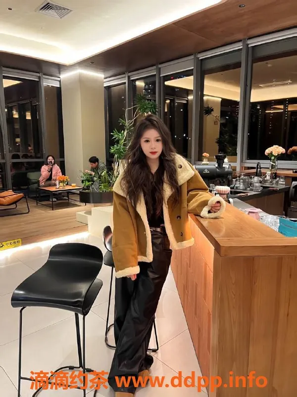 厦门楼凤-龙年新嫩妹18岁，服务项目多样