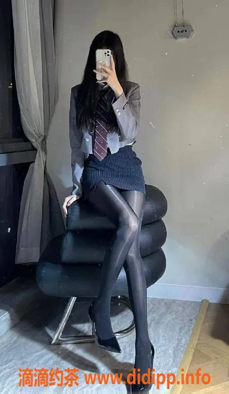 上海楼凤资源信息,静安雪饼拍卖福利，原价1400P现1200P