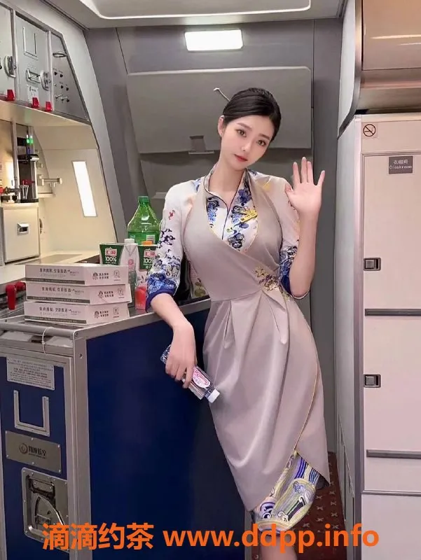 深圳楼凤-福田空姐梦梦，1800元起，优质服务等你来体验！