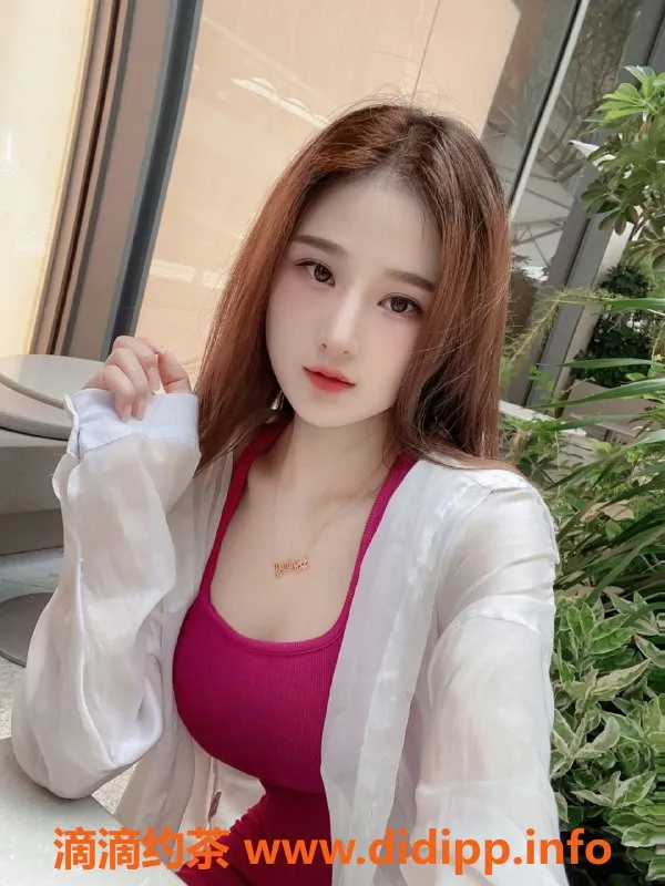 深圳上门服务-龙华大胸御姐飞飞，千元以上超值服务