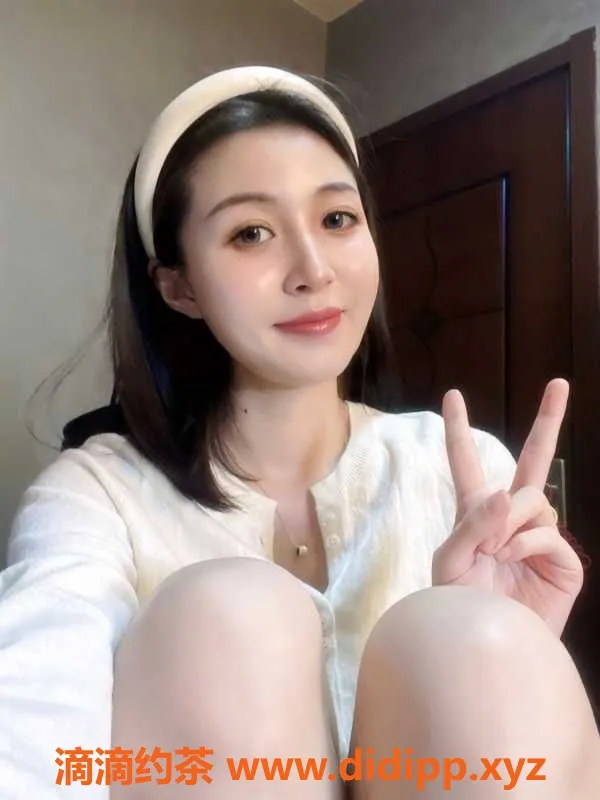 广州楼凤-广州白云大三毕业圆子，24岁169cm，服务优质