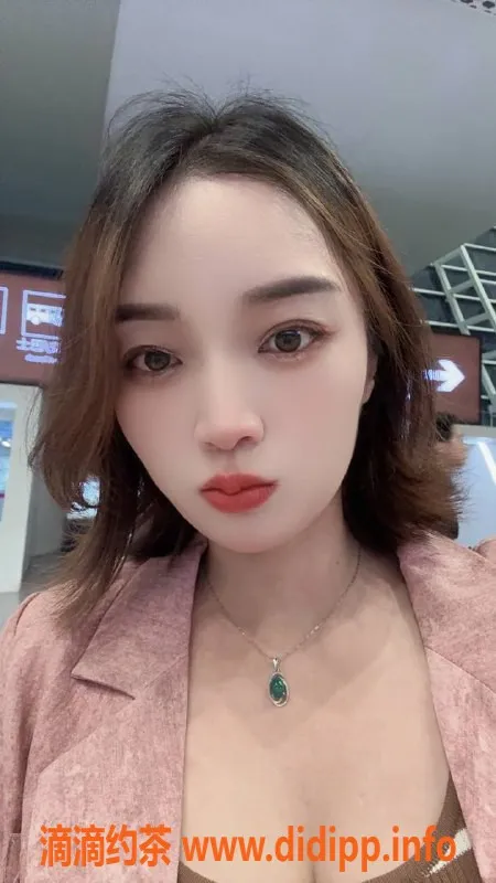 深圳楼凤-龙华欧雅，900元享绝佳服务体验