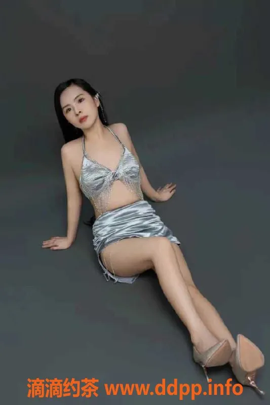 广州楼凤-广州白云新人小七，25岁，158cm，47kg，茶水400起